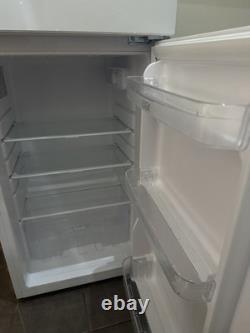 1x LOGIK Undercounter Fridge Freezer White LUC50W23