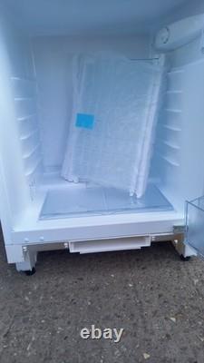 AEG 6000 Series 133 L Integrated Under Counter Larder Fridge White NSK6I82EF