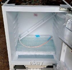 AEG 6000 Series 133 Litre Integrated Under Counter Fridge NSK6I82EF Larder