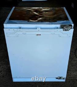 AEG Integrated Under Counter Fridge White E Rated NSK6I82EF Frost Free