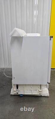 AEG NSK6I82EF 6000 Series Integrated Under Counter Larder Fridge 134L White