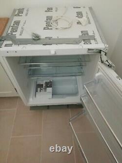 BOSCH Integrated Undercounter Fridge model KUR15A50GB excellent condition