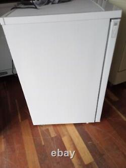 BOSCH Serie 2 KTR15NWFAG Undercounter Fridge White Currys RRP £349.00