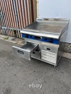 Blue Seal 90cm Gas Griddle with under counter Fridge