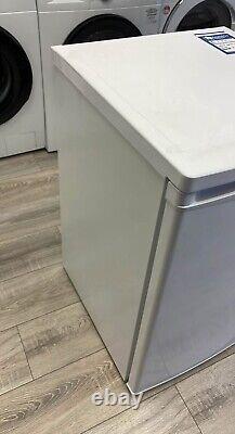 Compact White Hoover Under-Counter Fridge