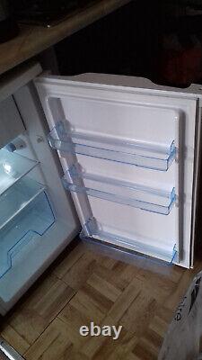 Cookology UCIB98WH 50cm Freestanding Undercounter Fridge & Ice Box in White