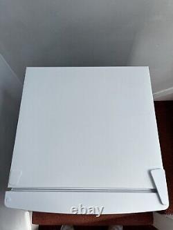 Curry's Essential FridgeFreezer/CUC50W20/Very good, Clean condition