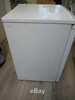 ESSENTIALS CUL55W19 Undercounter Fridge White Grade B