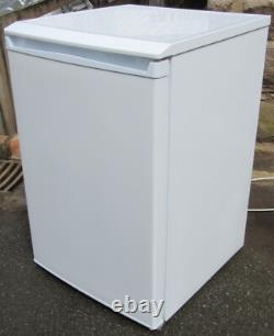 ESSENTIALS CUL55W20 UNDER COUNTER LARDER FRIDGE. 12m warranty