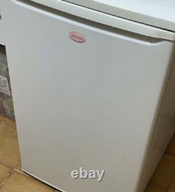 Essentials CUL50W12 Refrigerator White