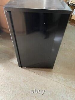 Ex Display Cookology UCFR110BK 50cm undercounter Larder Fridge In Black P21