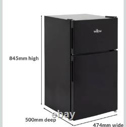 Fridge freezer under counter