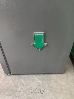 Fridgemaster Fridge with Ice Box Silver E Rated MUR4894ES #LF133377