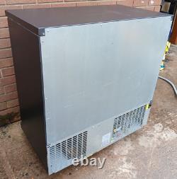 Gamko Mg2/250 Undercounter 2 Door Bottle Fridge, Good Working Order, £295+vat