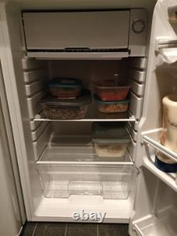 HOMCOM 91L Freestanding Under Counter Fridge for kitchen Smaller Home Office