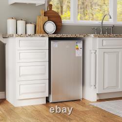 HOMCOM Under Counter Fridge, 91L Small Fridge with Lock, Chiller Box, Removable