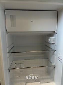 Hoover HFOE54WN Under Counter Fridge with Ice Box, White