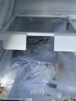 Hotpoint 144 Litre 82cm Integrated Under Counter Fridge Freezer HBUF011. UK