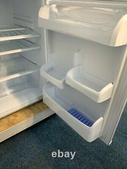 Hotpoint RLA36 UNDER COUNTER Fridge 85cm tall x 60 cm wide 9870