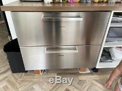 Hotpoint Under Counter Drawer Fridge 900w Can Be Full Intergrated