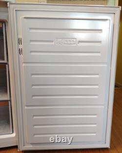 Hotpoint Under Counter Larder Freezer 55cm H55ZM1110W1 White 103 Litre