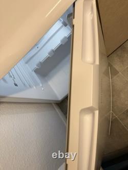 Hotpoint Under-Counter Larder Fridge H55Z1112WUK