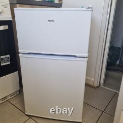 IGENIX 83.7 cm Under Counter Fridge Freezer IGENIX 83.7 cm Under Counter Fridge Freezer