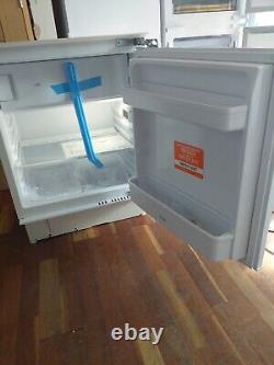 INDESIT IF A1. UK 1 Integrated Undercounter Fridge RRP £319.00