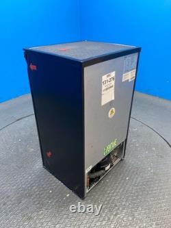 Igenix IGUL048B 92 Litre Under Counter Larder Fridge Black 31376