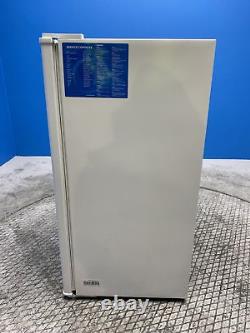 Midea MDRD125FGF01 80L Under Counter Fridge with Ice Box White 18222