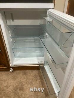 Miele fridge under counter lmmaculate