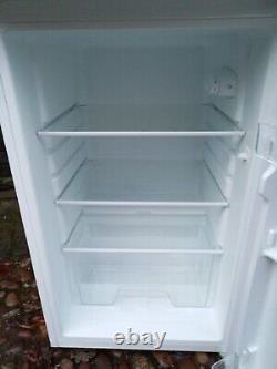 New Graded White Bush M5085ucl Undercounter Fridge Rrp £270! - Uk Delivery