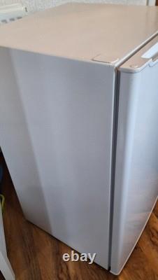 New condition, used for fue days, essentials CUL50W20 under counter fridge