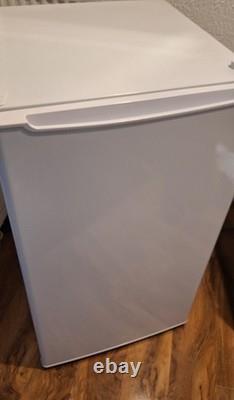 New condition, used for fue days, essentials CUL50W20 under counter fridge