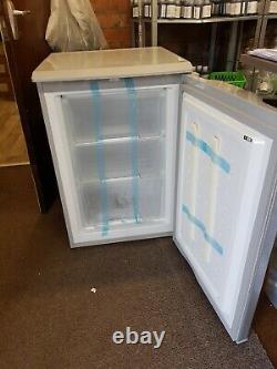 New other swan under counter freezer sr 70181 silver rrp £179.99 only £99.99