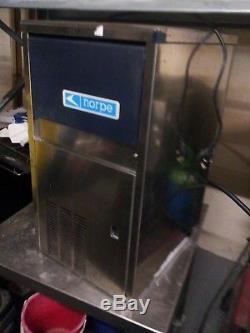 Norpe Ice Machine, For Bar, Cafe, Pub, Club, Restuarant, Table Top, Undercounter