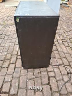 Quest Double Door Commercial Bottle Cooler Under Counter Bar Fridge Working