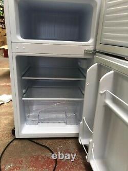 SIA UFF01WH 88L Freestanding Under Counter 2-Door Fridge Freezer White