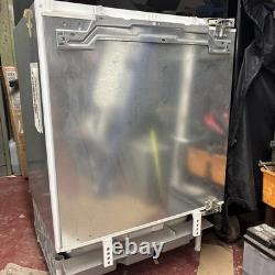 Siemens Integrated Under Counter Fridge KU15RA51GB ExDisplay