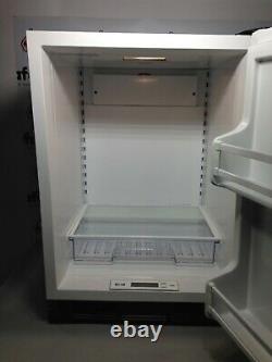 Subzero 24 Undercounter Refrigerator UC-24R