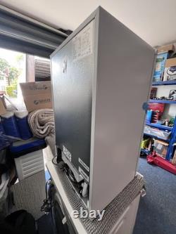 Swan 135 L 55cm Under-counter Fridge With Reversible Door In White SR156140W