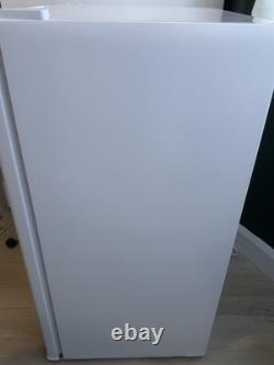 Swan SR750110 47.5cm Wide Under-Counter Fridge/ Freezer
