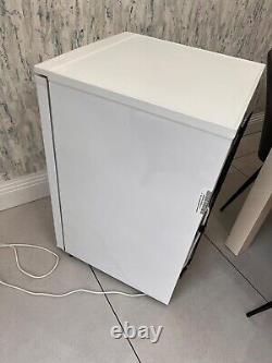 Under Counter fridge freezer