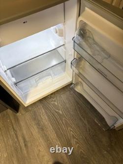 Undercounter Fridge With Small Box Freezer