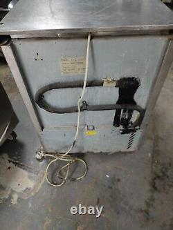 Williams Undercounter Fridge HA135